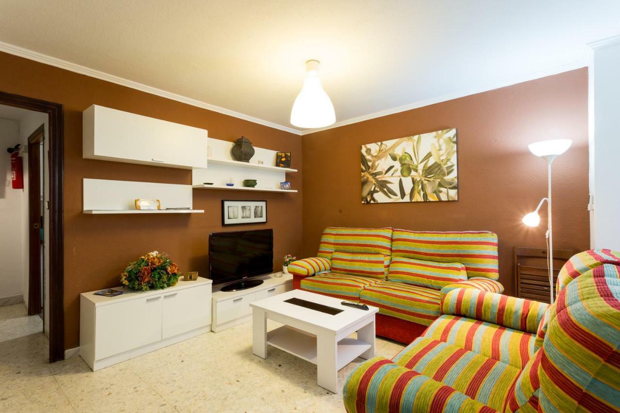Holi-Rent Albareda Apartment Севиля Екстериор снимка
