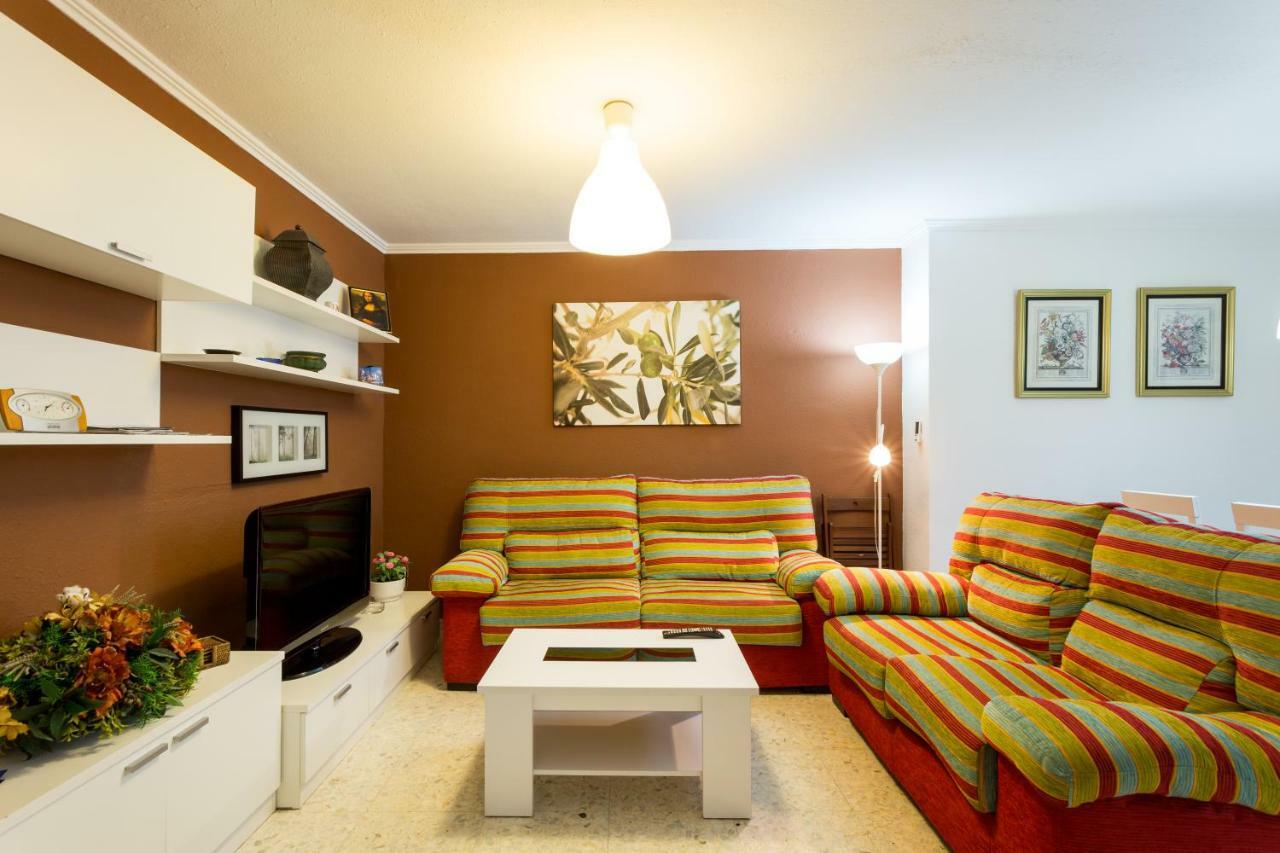 Holi-Rent Albareda Apartment Севиля Екстериор снимка
