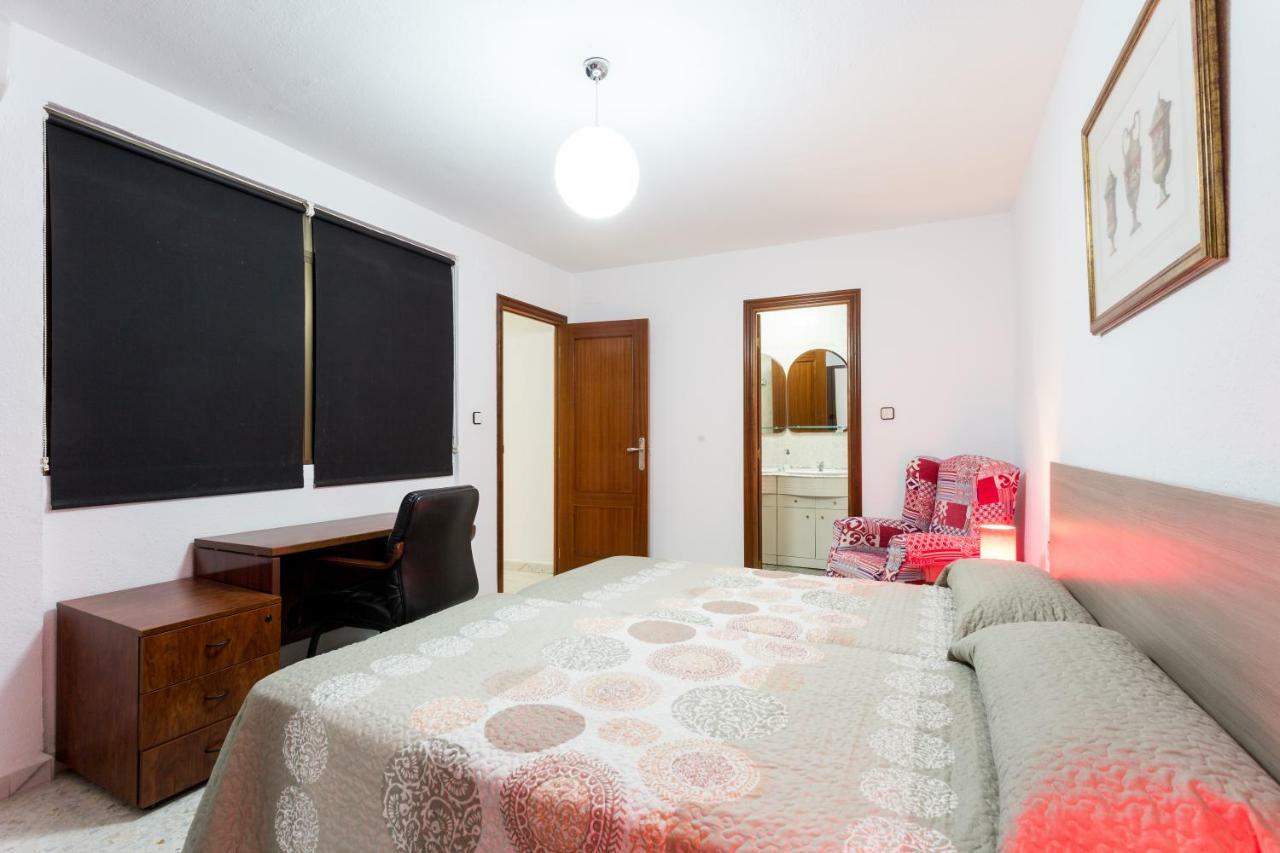 Holi-Rent Albareda Apartment Севиля Екстериор снимка