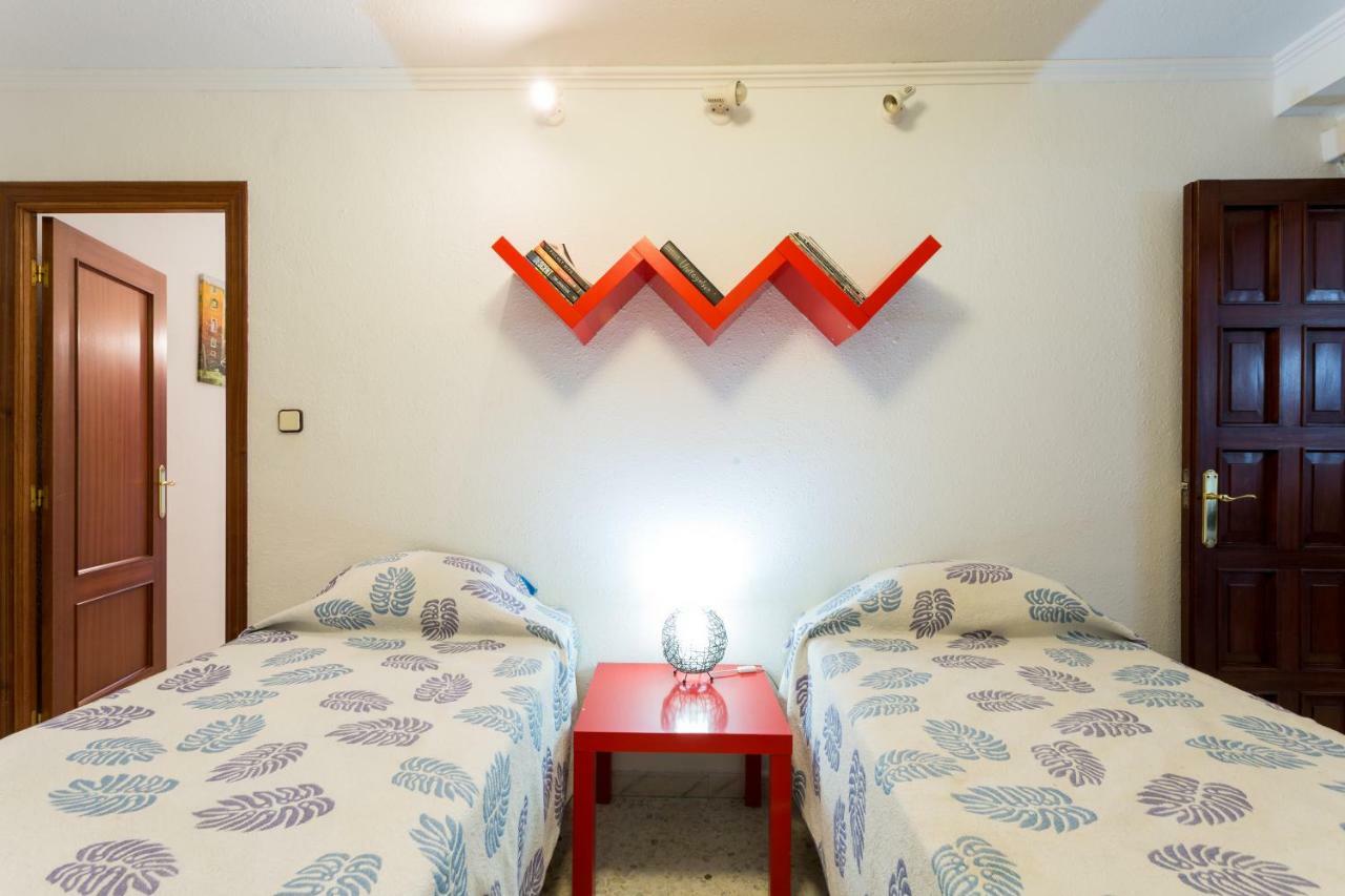 Holi-Rent Albareda Apartment Севиля Екстериор снимка